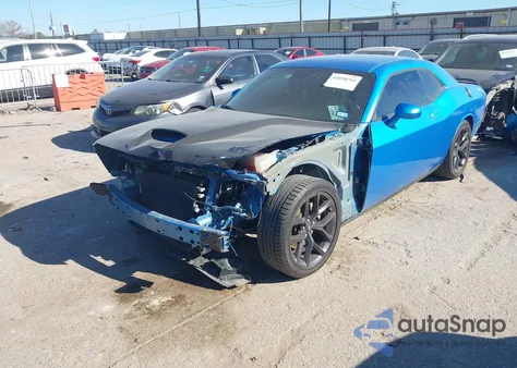 2023 Dodge Challenger Gt z USA, uszkodzony, nr VIN 2C3CDZJG0PH694667